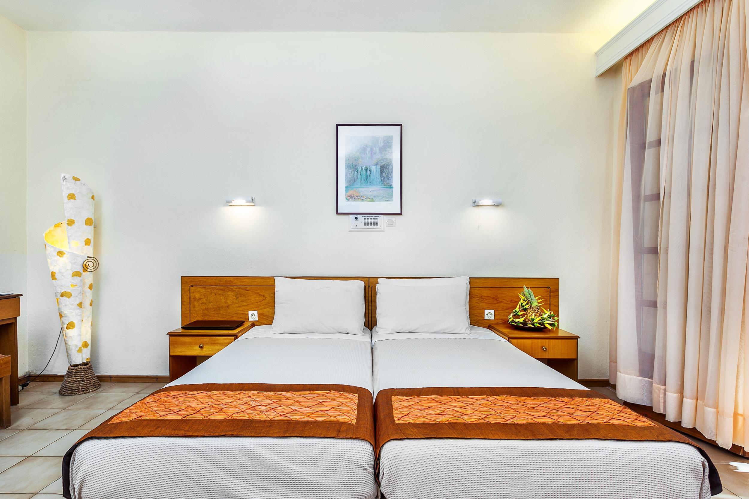 Xenios Possidi Paradise Hotel מראה חיצוני תמונה