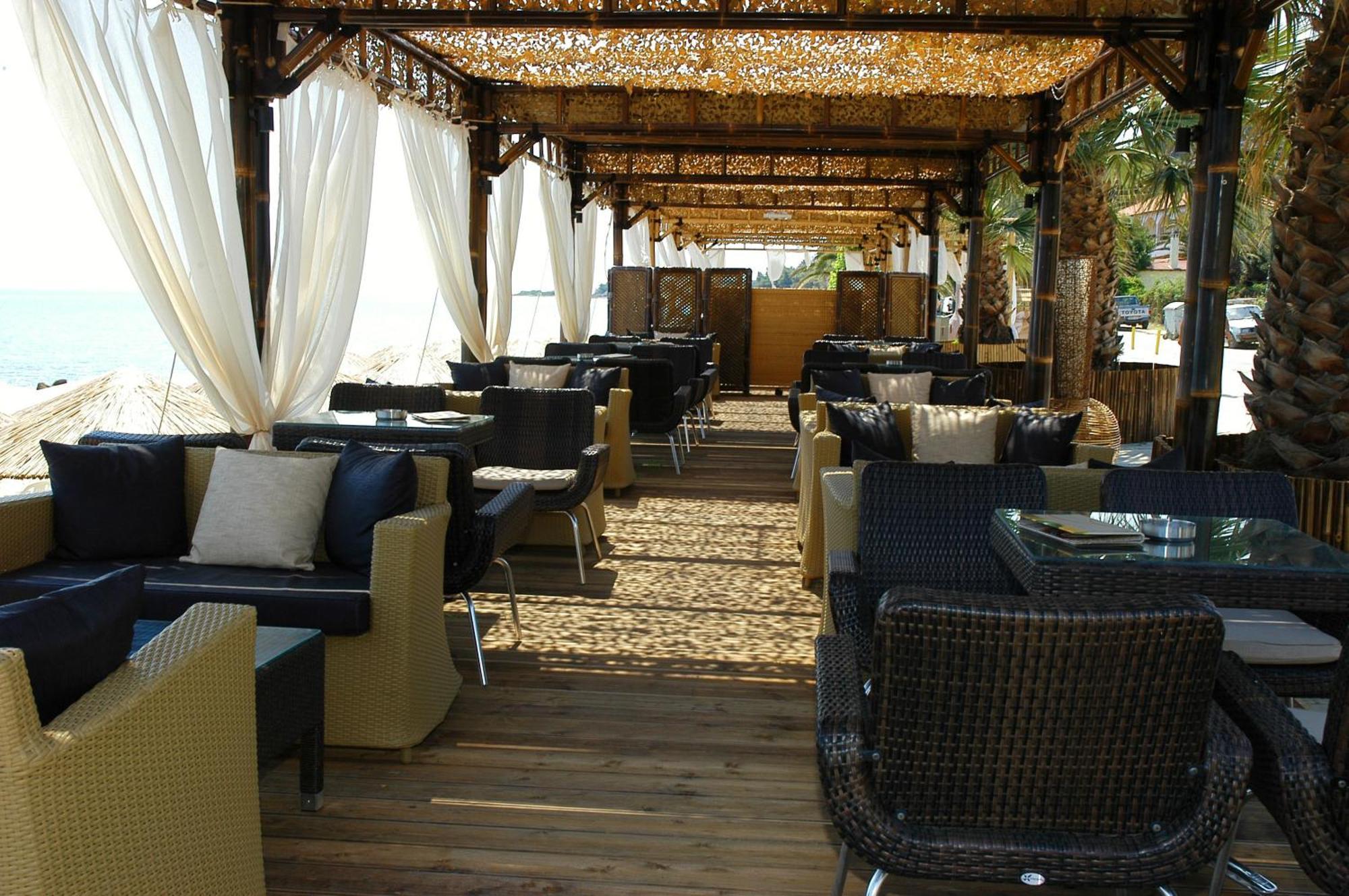 Xenios Possidi Paradise Hotel מראה חיצוני תמונה